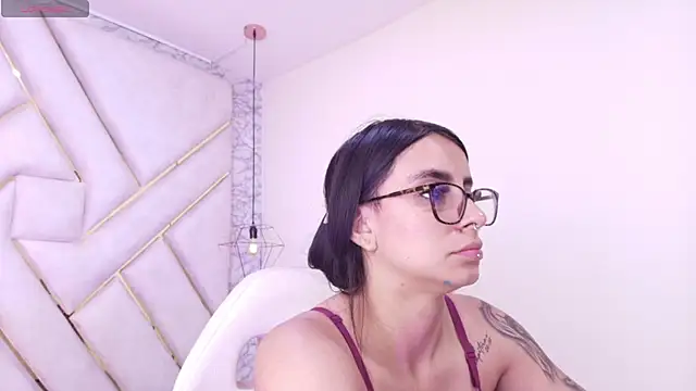 Snapshot of Andreita_Jones chatting on 06-23-26, 12:14 Andreita Jones online show from 06-23-26, 12:14