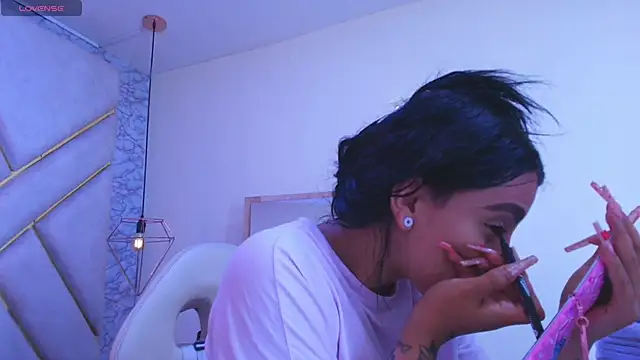 Snapshot of Andreita_Jones chatting on 06-30-26, 11:44 Andreita Jones online show from 06-30-26, 11:44