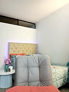 Snapshot of Helleamazing chatting on 10-02-25, 02:18 Helleamazing online show from 10-02-25, 02:18