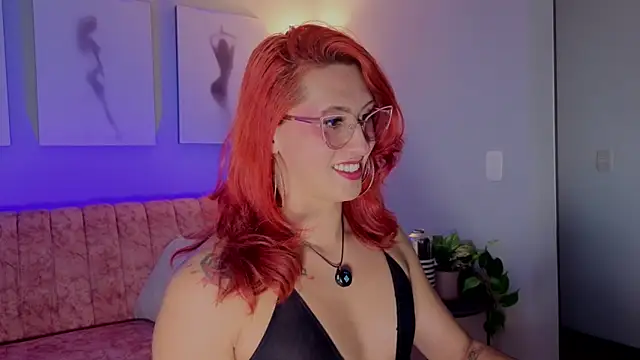 Juliana Saenzz online show from 11-12-25, 10:20