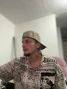 Snapshot of Scott_sex7 chatting on 02-12-26, 02:06 Scott sex7 online show from 02-12-26, 02:06