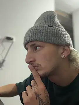 Snapshot of Scott_sex7 chatting on 02-27-26, 03:28 Scott sex7 online show from 02-27-26, 03:28