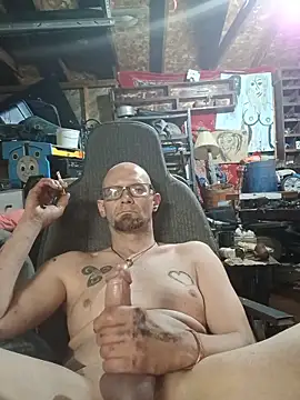 Herwish online show from 06-14-26, 02:52