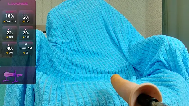 Snapshot of oliviiaa chatting on 06-17-26, 12:13 oliviiaa online show from 06-17-26, 12:13