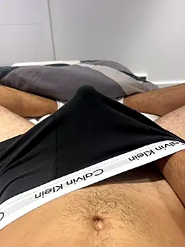 Snapshot of h0rnyguy001 chatting on 10-10-25, 06:45 h0rnyguy001 online show from 10-10-25, 06:45