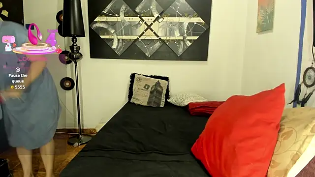 SARAMISHA online show from 09-19-25, 01:34