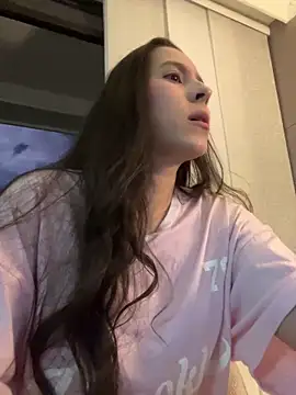 LittleDoll    online show from 11-11-25, 11:05