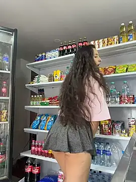 LittleDoll    online show from 02-13-26, 01:29