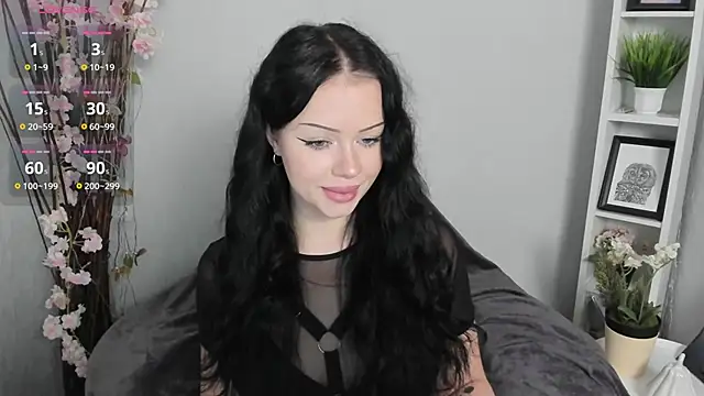Snapshot of Lori__Hell chatting on 04-29-26, 03:43 Lori Hell online show from 04-29-26, 03:43