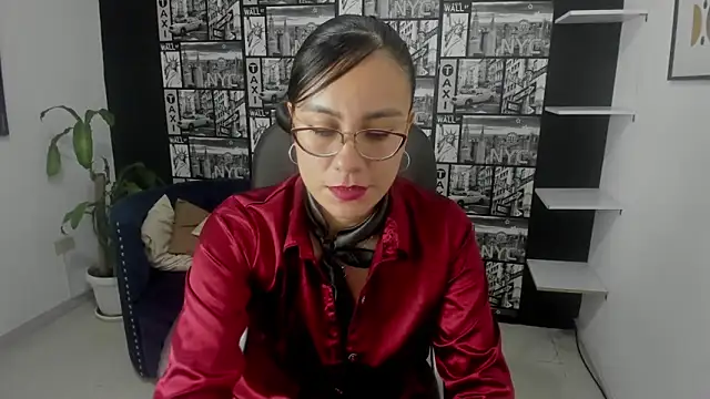 Agata-Moon online show from 03-05-25, 06:34