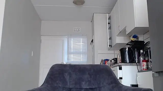 officialkhakes za online show from 11-21-25, 06:12