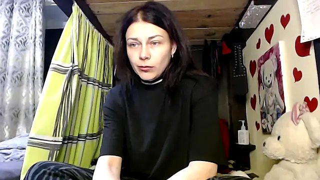 HarleyQuinn 69 online show from 03-04-25, 09:00