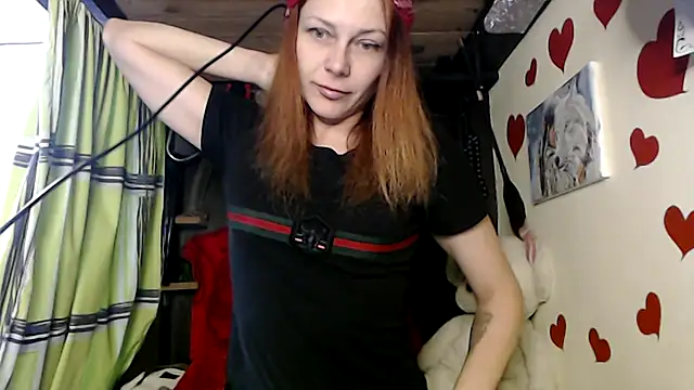 HarleyQuinn 69 online show from 10-19-25, 11:33