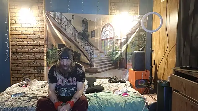 PropertyAndBiker online show from 01-31-25, 03:20