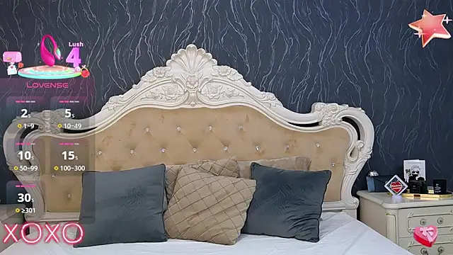 Snapshot of Lauren_Saint chatting on 03-18-25, 08:47 Lauren Saint online show from 03-18-25, 08:47