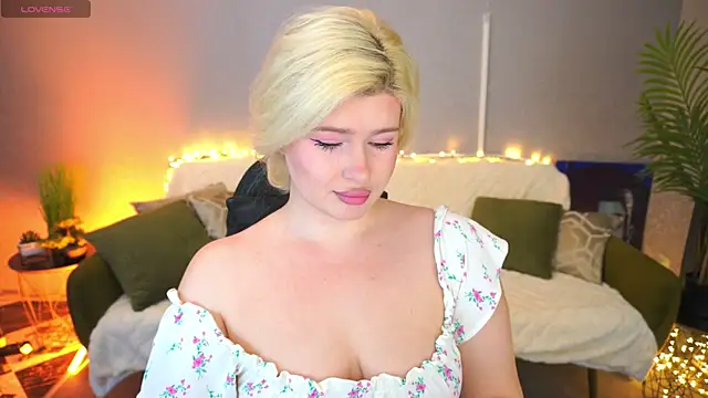 CocoSecretss online show from 04-17-26, 06:38