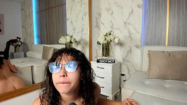 Dollar-girl online show from 02-20-26, 02:06