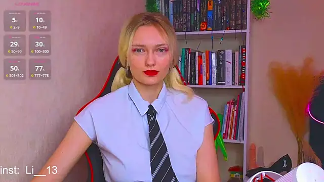 Snapshot of Angelina__1 chatting on 01-04-25, 08:27 Angelina 1 online show from 01-04-25, 08:27
