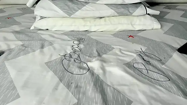 maybelline69 online show from 10-18-25, 08:09