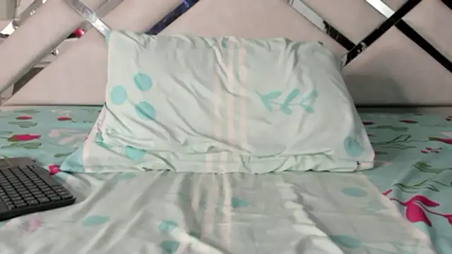 maybelline69 online show from 02-20-26, 12:51