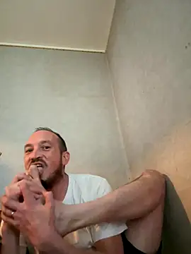 Denislamalice34 online show from 11-26-25, 03:46