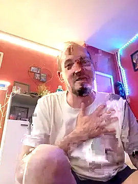 Denislamalice34 online show from 04-20-26, 08:21