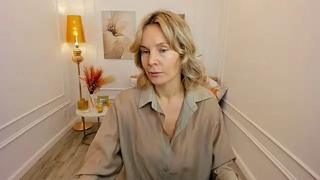 Sinty Devis online show from 03-28-26, 04:23