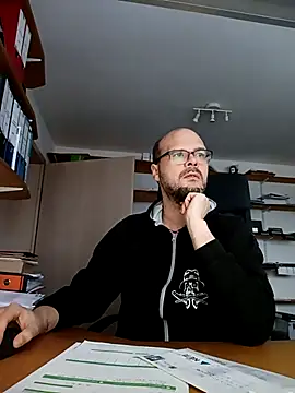 Snapshot of JCF1987 chatting on 01-06-26, 07:56 JCF1987 online show from 01-06-26, 07:56