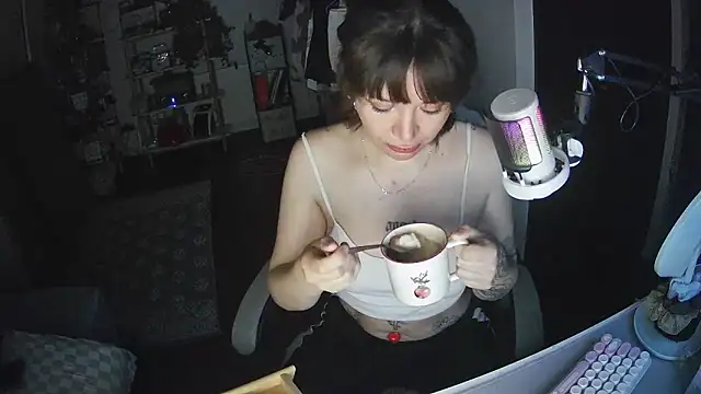 Snapshot of angelic_sg chatting on 01-24-25, 12:42 angelic sg online show from 01-24-25, 12:42