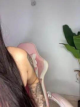 sophialorens s online show from 12-20-24, 09:50