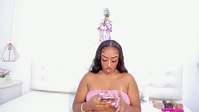 Snapshot of samanta_joness chatting on 12-04-24, 06:11 samanta joness online show from 12-04-24, 06:11