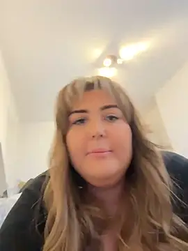 wilky95 online show from 10-19-25, 02:29