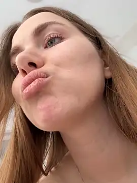 Snapshot of Jane_Meys chatting on 03-19-25, 08:12 Jane Meys online show from 03-19-25, 08:12