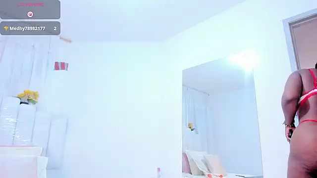 RoxannaBlanche online show from 12-21-25, 01:29