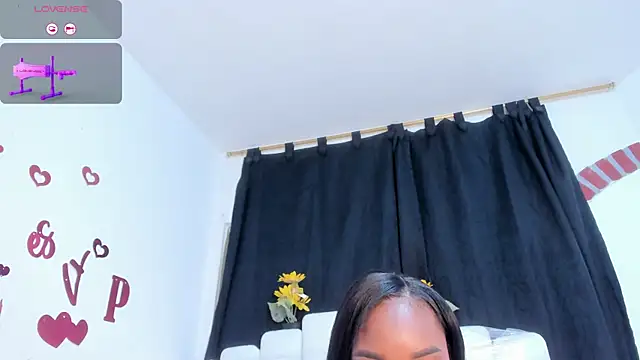 RoxannaBlanche online show from 03-24-26, 01:05