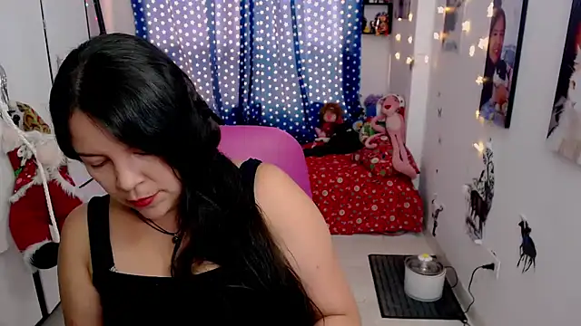 claryssa  online show from 12-12-24, 08:21