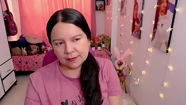 claryssa  online show from 04-03-26, 07:23