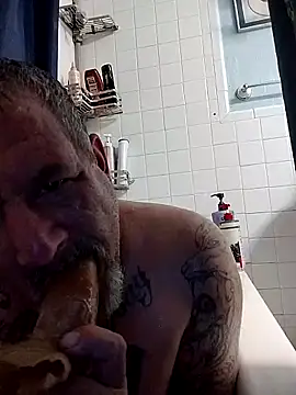 bigdoog8 online show from 04-11-26, 08:51