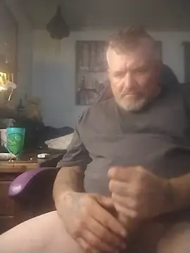 Snapshot of bigdoog8 chatting on 06-02-26, 10:23 bigdoog8 online show from 06-02-26, 10:23