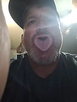 Snapshot of bigdoog8 chatting on 06-03-26, 10:26 bigdoog8 online show from 06-03-26, 10:26