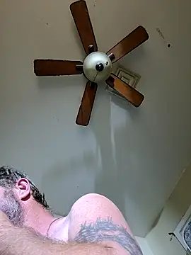 Hugebwc102 online show from 10-05-25, 06:45