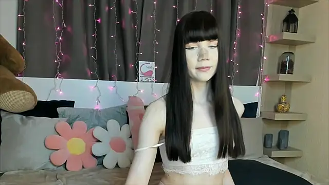 Snapshot of Juicy_MilkX chatting on 12-12-24, 08:47 Juicy MilkX online show from 12-12-24, 08:47