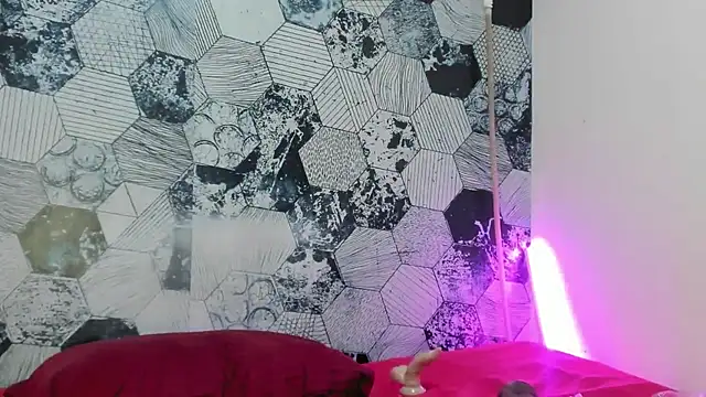 grandmother milf online show from 03-12-25, 07:57