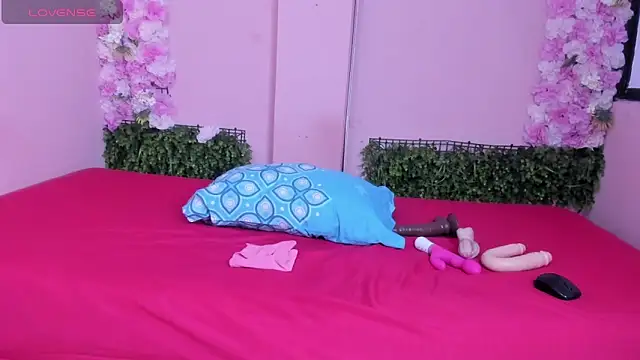 grandmother milf online show from 10-04-25, 08:07