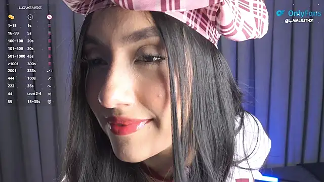 Snapshot of yourlittlesucubus chatting on 11-07-25, 10:21 yourlittlesucubus online show from 11-07-25, 10:21