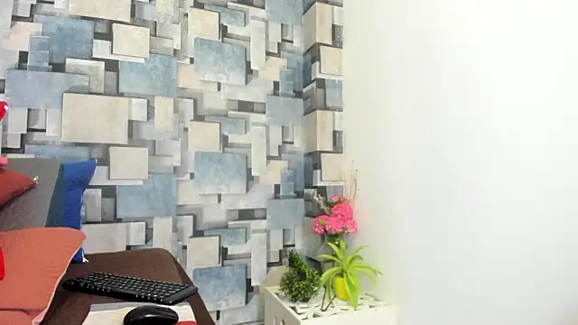 Snapshot of angel_dthroatt chatting on 06-20-26, 12:08 angel dthroatt online show from 06-20-26, 12:08