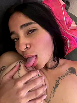 Meganmilk1 online show from 12-16-25, 04:28