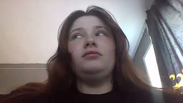 Snapshot of Light_Luna chatting on 06-07-26, 07:34 Light Luna online show from 06-07-26, 07:34