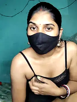 Luv Adite20 online show from 01-24-25, 04:28