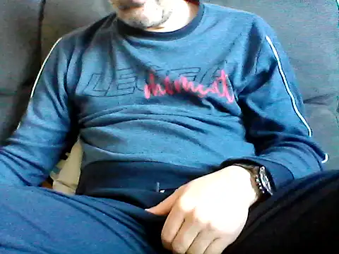 Snapshot of daky_86 chatting on 05-12-26, 04:04 daky 86 online show from 05-12-26, 04:04